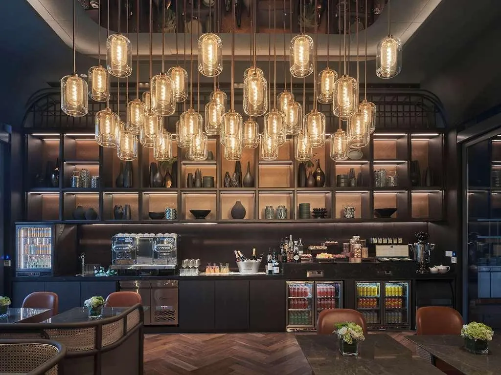 Pullman Singapore Hill Street